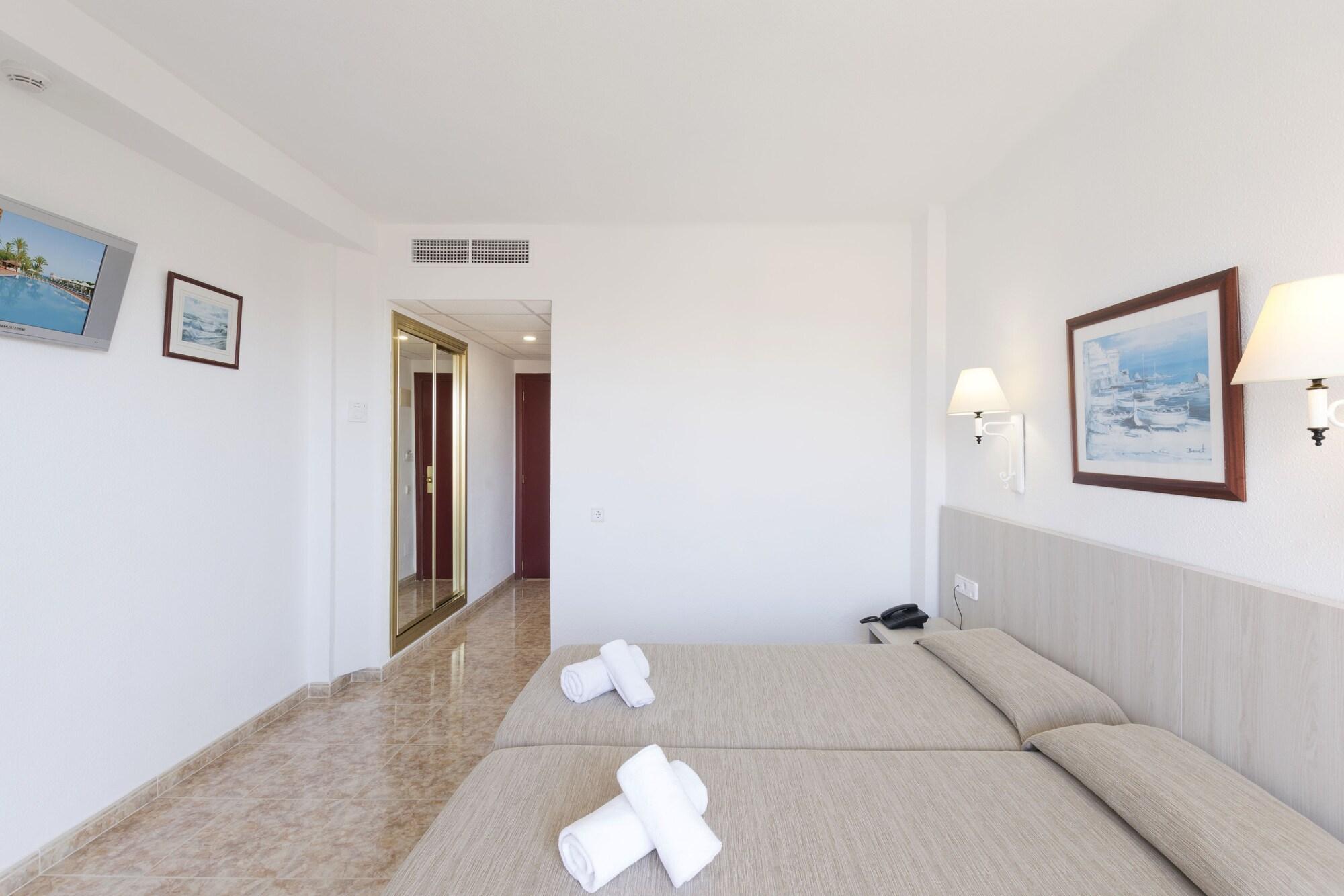 Hsm Canarios Park Calas de Mallorca Dış mekan fotoğraf